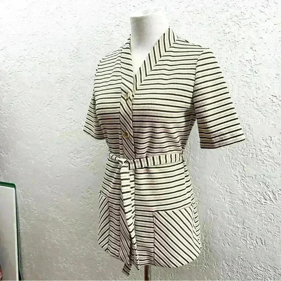 Vintage striped short sleeve button front top with waist tie size‎ small - Picture 5 of 9